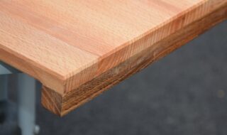 Planche à découper Hêtre abouté avec rebord en chêne - Détail